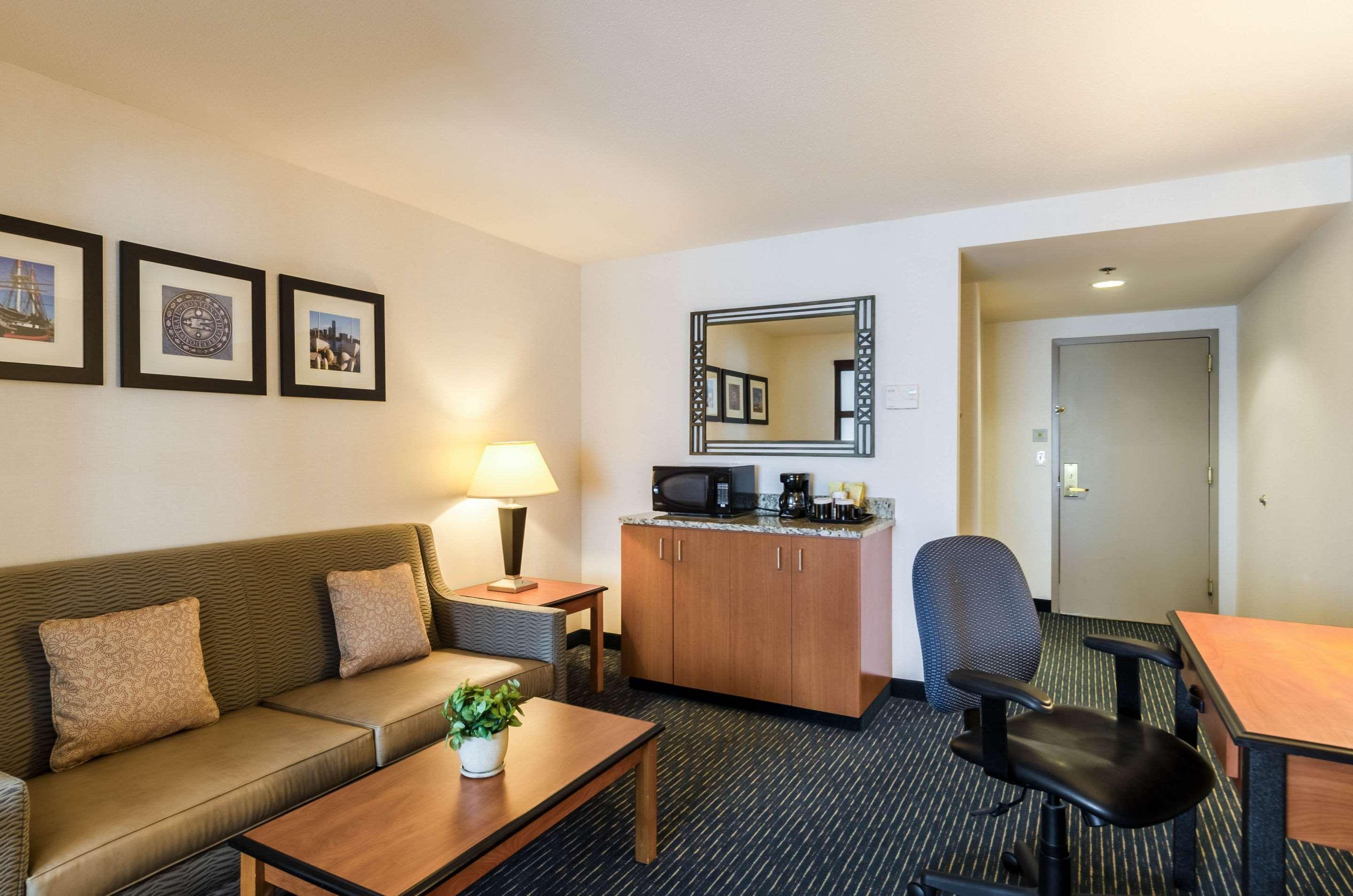 Comfort Inn & Suites Logan International Airport Revere Dış mekan fotoğraf