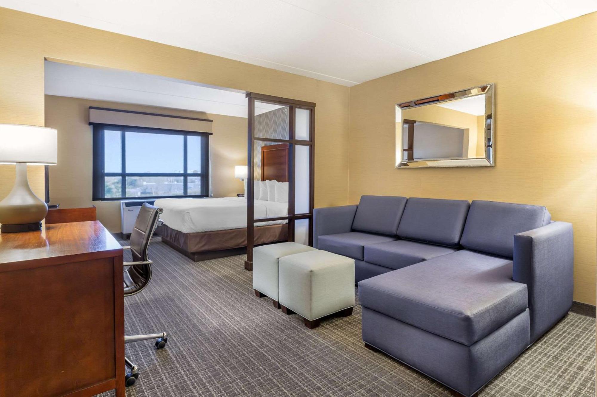 Comfort Inn & Suites Logan International Airport Revere Dış mekan fotoğraf