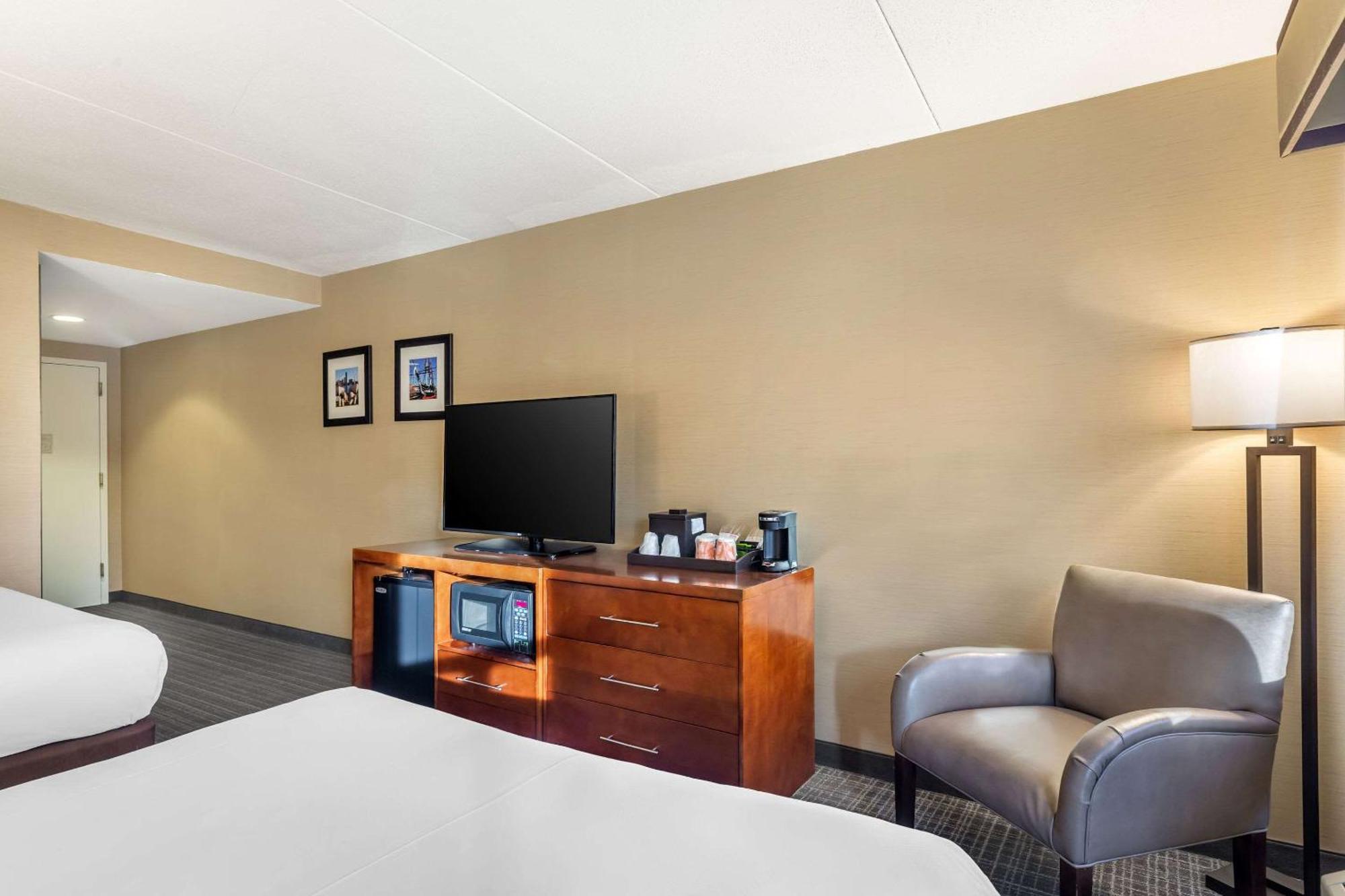 Comfort Inn & Suites Logan International Airport Revere Dış mekan fotoğraf