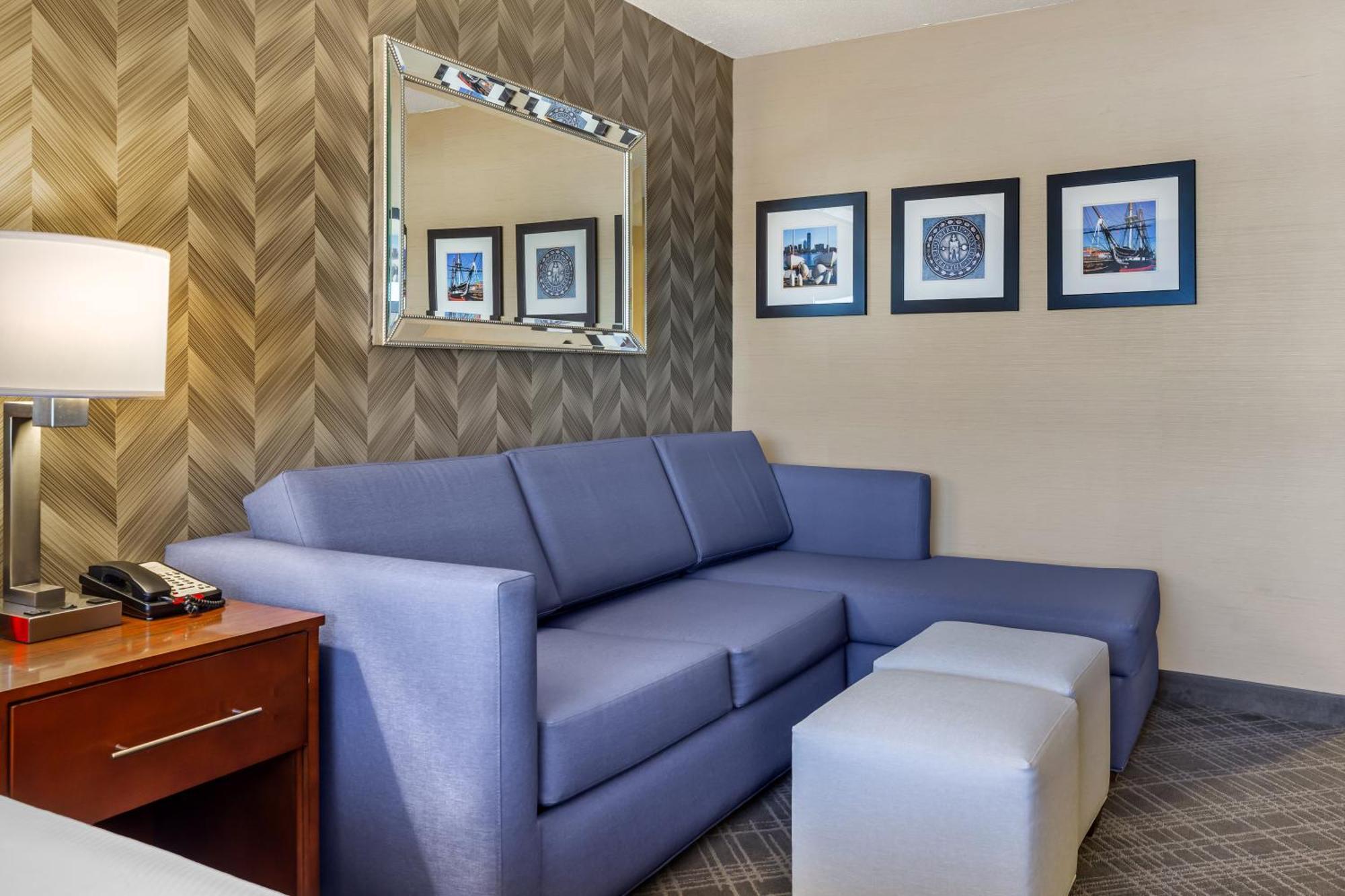 Comfort Inn & Suites Logan International Airport Revere Dış mekan fotoğraf